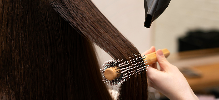 Hair roots, blow dry and mani-pedi at Aysel Beauty Lounge